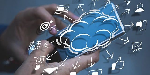 Cloud Computing_Bild von Gerd Altmann auf Pixabay