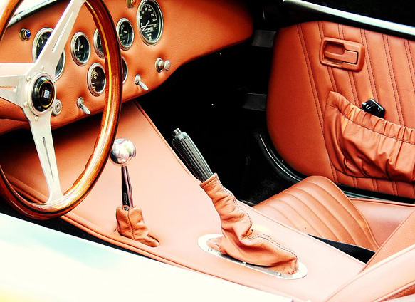 Handbremse-2416205_640 von Bru-nO auf Pixabay Handbremse-2416205_640 von Bru-nO auf Pixabay